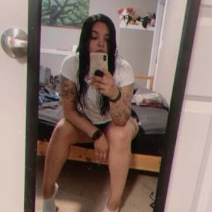 Meet your Posher, Rebeca